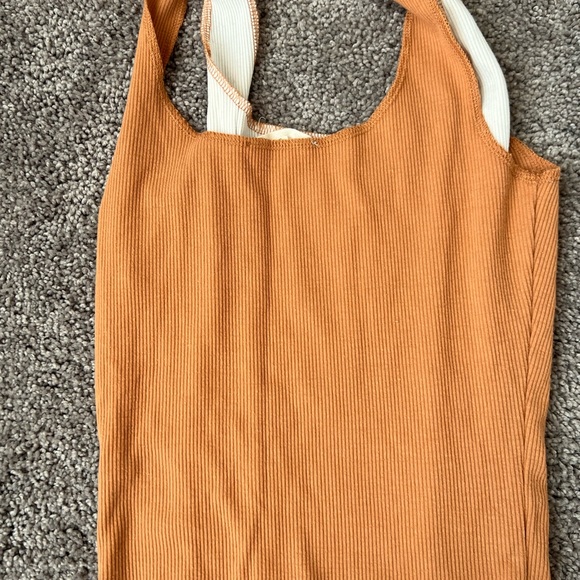 Buckle Women’s Medium cropped tank top - Picture 2 of 2